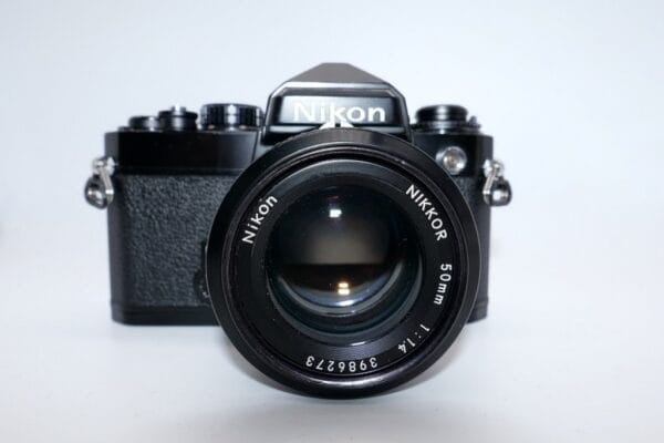 Nikon FE + 50 mm f/1.4 Nikon FE + 50 mm f/1.4