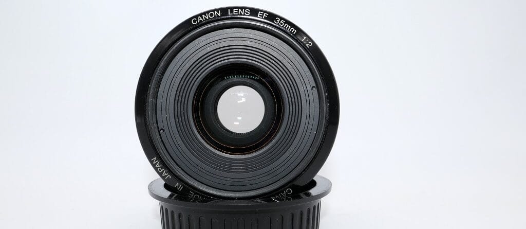 Canon 35 mm F2 EF